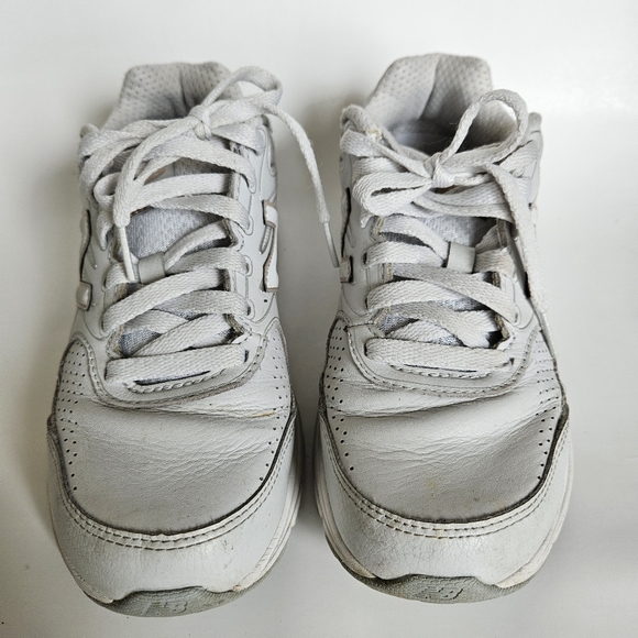 New Balance 840v2 Walking Shoes - Picture 3 of 13